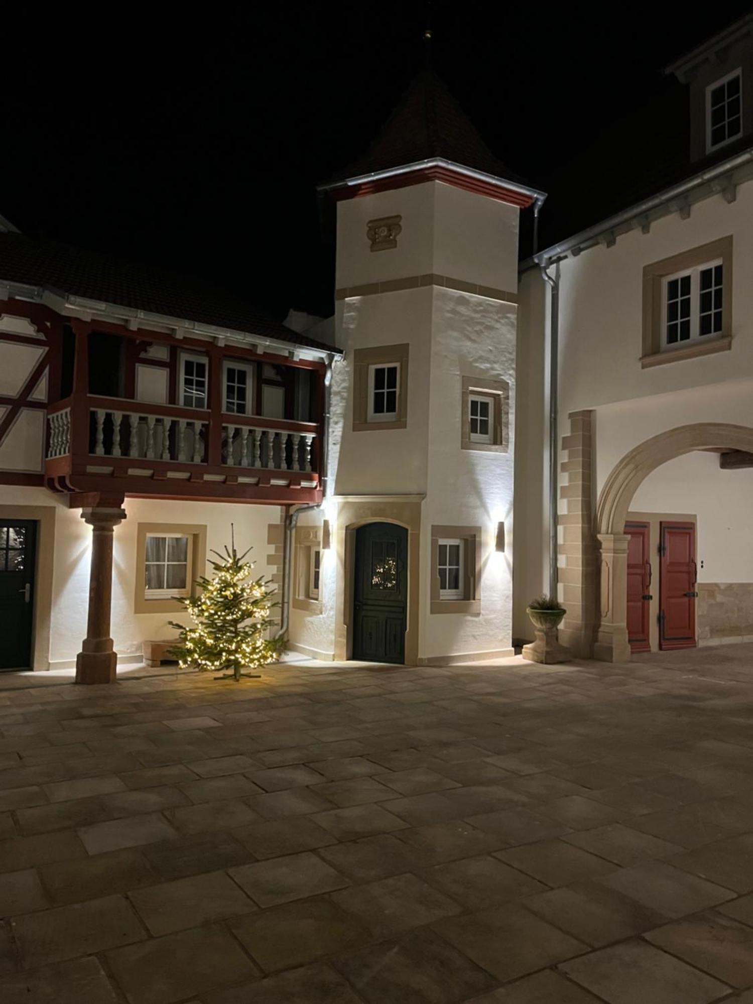Karlbacher Domizil Ferienwohnungen Grosskarlbach Bagian luar foto
